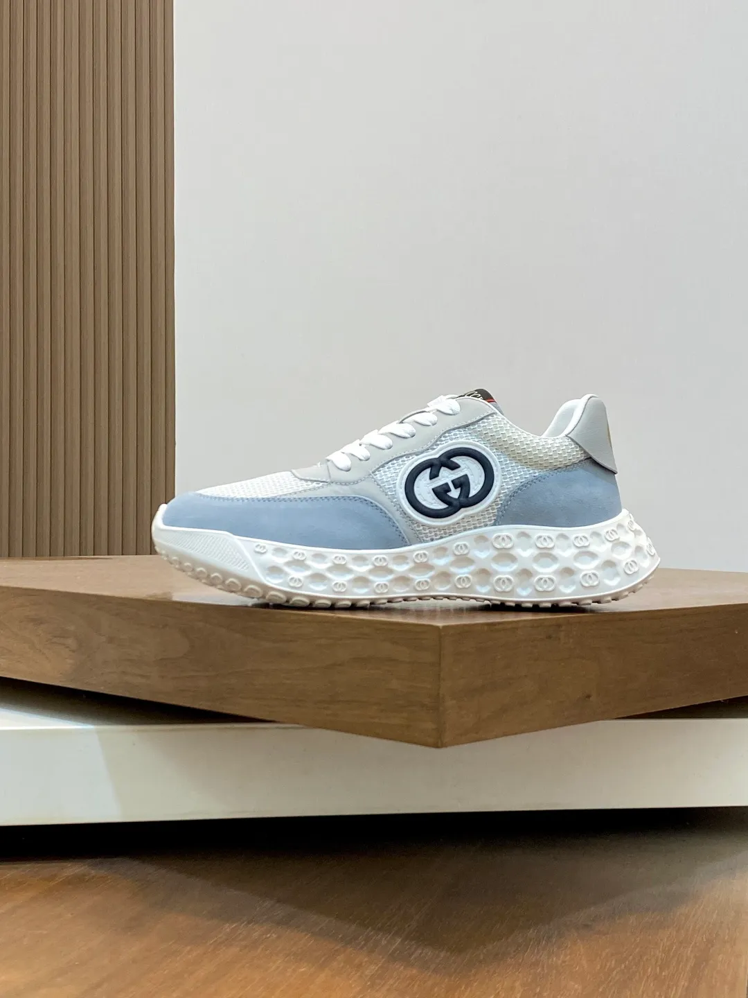 Men's shoes 💰780 [Gucci] Gucci - High-end quality original order - Upper: Napa calfskin, pebbled calfskin, computer embroidered brand totem - Inner: water-dyed cowhide - Outsole: ultra-light TPU·rubber; two-color molded outsole -Super high quality control·Fine workmanship: highlighted (high-end·luxury·grade) -Size: 38-44 (38 45 can be customized)